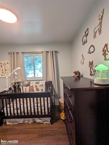 Builiding view four for 563 Metcalf, Imlay City, MI. 48444