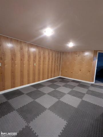 Builiding view nineteen for 563 Metcalf, Imlay City, MI. 48444