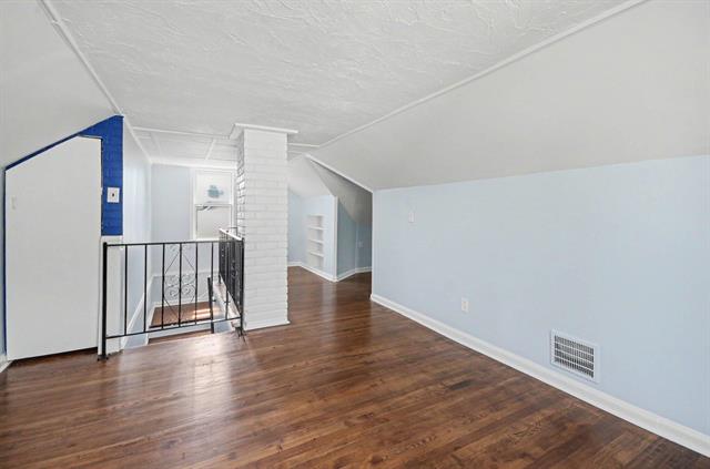 Builiding view eleven for 5064 Lodewyck, Detroit, MI. 48224