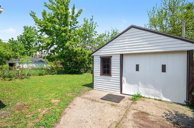 Builiding view fourteen for 5064 Lodewyck, Detroit, MI. 48224