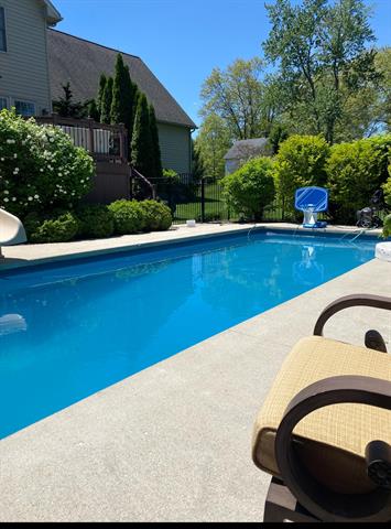 Builiding view sixty one for 2530 Rauch, Temperance, MI. 48182