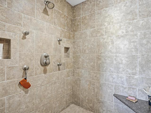 Builiding view thirty nine for 2530 Rauch, Temperance, MI. 48182