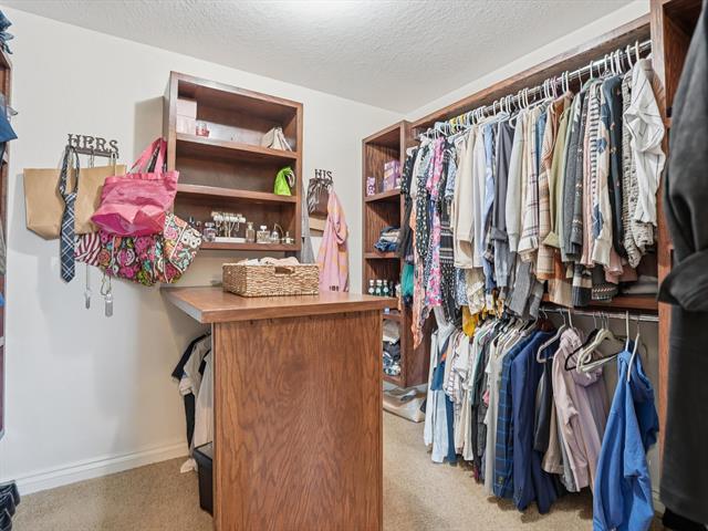 Builiding view thirty seven for 2530 Rauch, Temperance, MI. 48182