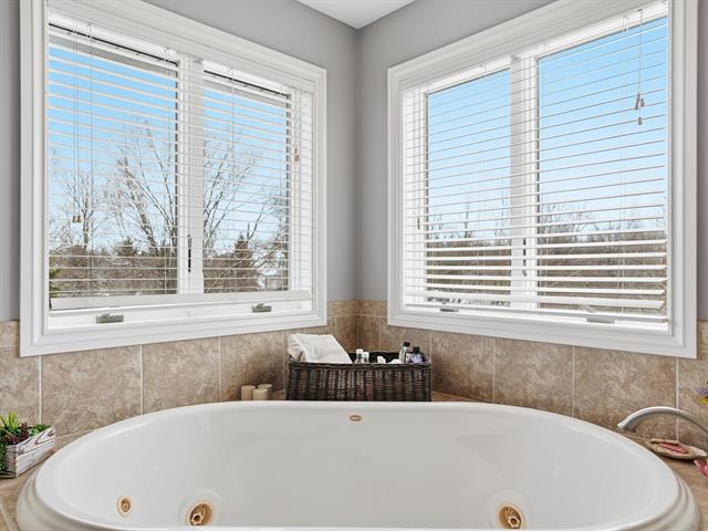 Builiding view thirty six for 2530 Rauch, Temperance, MI. 48182