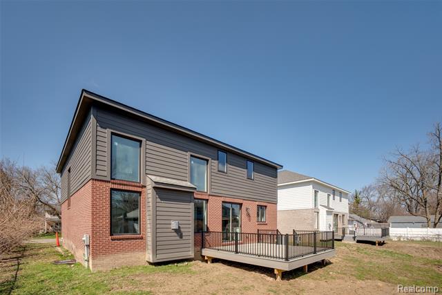 Builiding view fifty four for 2921 Walsh, Rochester, MI. 48309