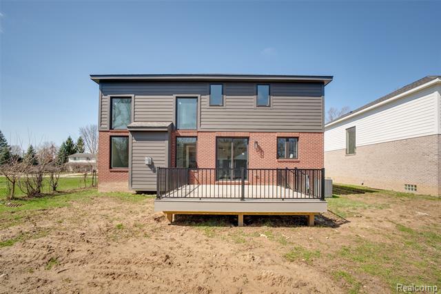 Builiding view fifty three for 2921 Walsh, Rochester, MI. 48309