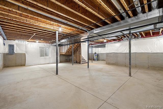 Builiding view forty seven for 2921 Walsh, Rochester, MI. 48309