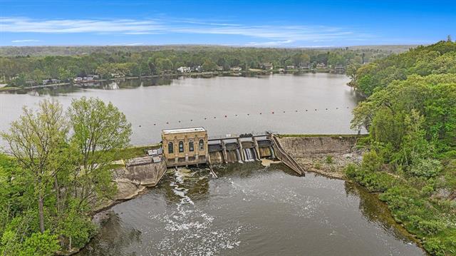 Builiding view six for 446 Adaway, Ada, MI. 49301