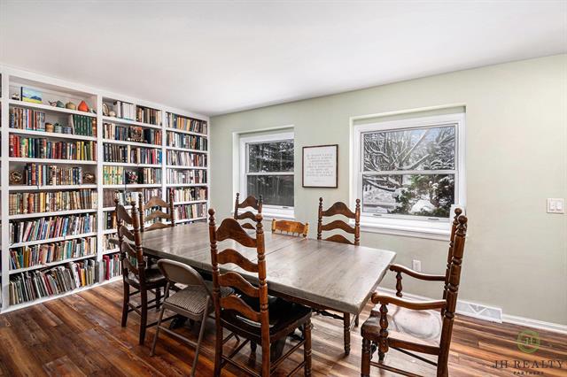 Builiding view twelve for 446 Adaway, Ada, MI. 49301