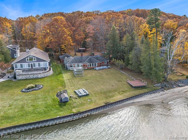 Builiding view eighteen for 3162 Crescent Beach, Manistee, MI. 49660