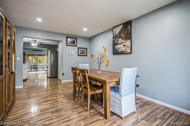 Builiding view two for 115 Wellington, South Lyon, MI. 48178