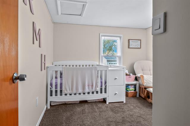 Builiding view eighteen for 1125 Hickory, Hillsdale, MI. 49242