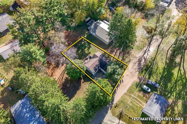 Builiding view thirty one for 1125 Hickory, Hillsdale, MI. 49242