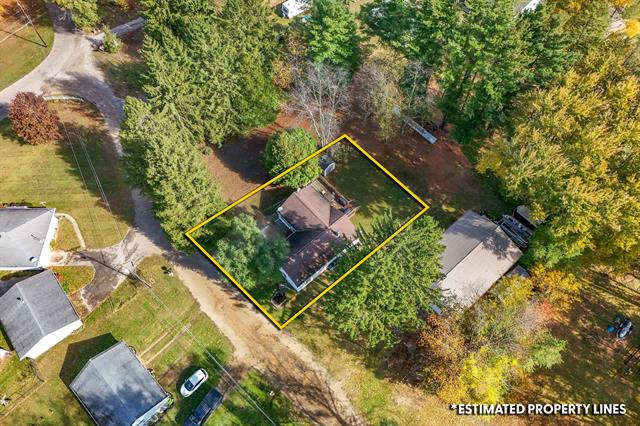 Builiding view thirty for 1125 Hickory, Hillsdale, MI. 49242