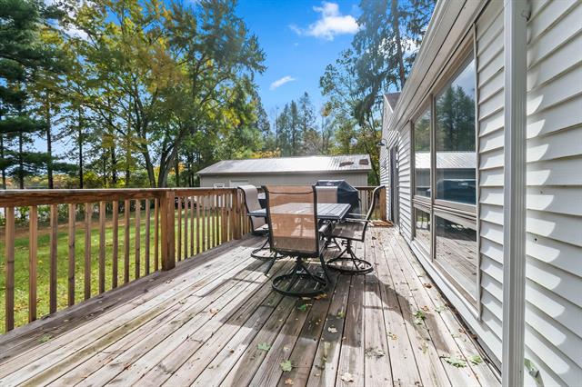 Builiding view three for 1125 Hickory, Hillsdale, MI. 49242