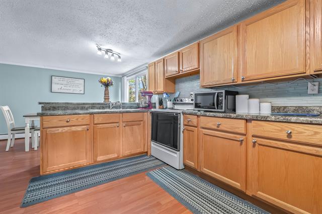 Builiding view twelve for 1125 Hickory, Hillsdale, MI. 49242