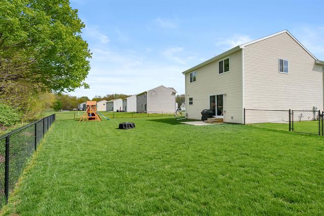 Builiding view thirty six for 5211 Lake Pines, Vicksburg, MI. 49097