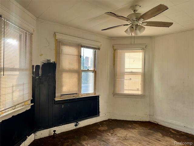 Builiding view nine for 3752 Van Dyke, Detroit, MI. 48214