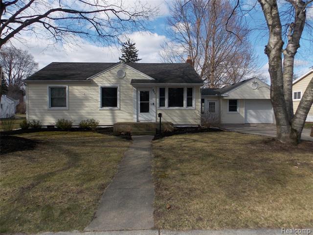 front view for 440 2Nd St, South Lyon, Mi. 48178