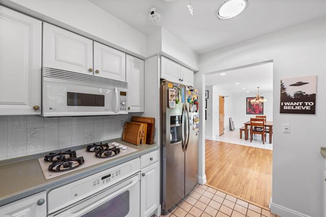 Builiding view fifteen for 48102 Mckean, New Buffalo, MI. 49117