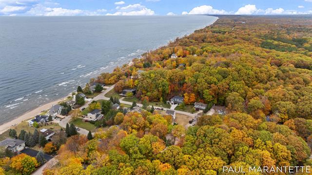 Builiding view sixty six for 9421 Lakeview, West Olive, MI. 49460