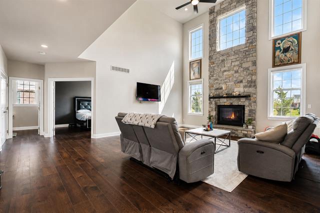 Builiding view fourteen for 50443 Silverton, Canton, MI. 48187