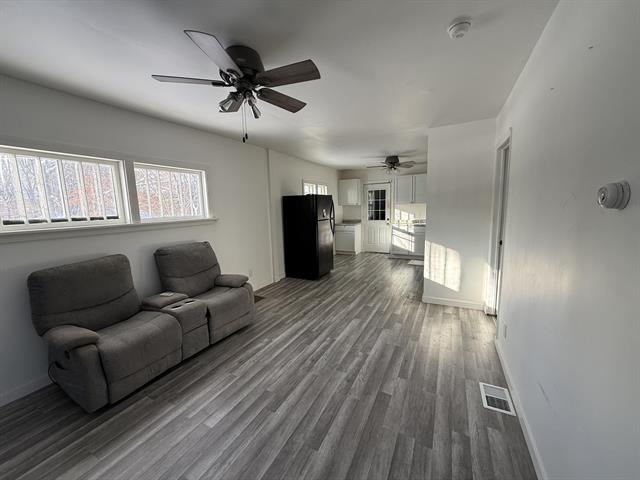 Builiding view eleven for 591 Mary, Muskegon, MI. 49442