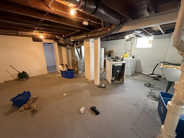 Builiding view twenty five for 591 Mary, Muskegon, MI. 49442