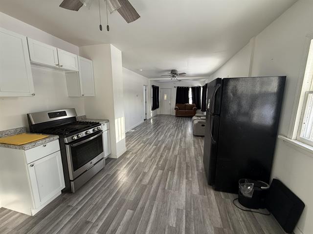 Builiding view twenty three for 591 Mary, Muskegon, MI. 49442