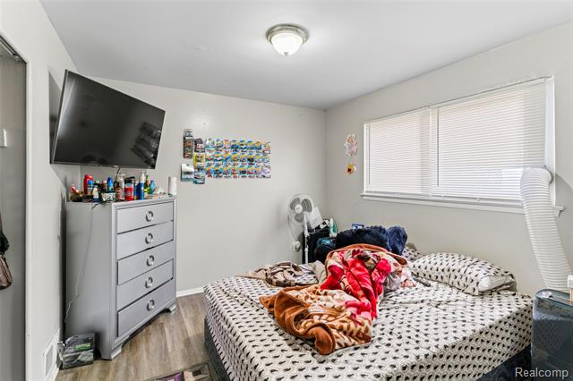 Builiding view thirteen for 1444 Liddesdale, Detroit, MI. 48217