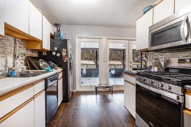 Builiding view four for 897 Washington, Battle Creek, MI. 49037