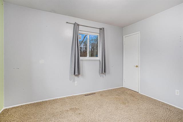 Builiding view nine for 897 Washington, Battle Creek, MI. 49037