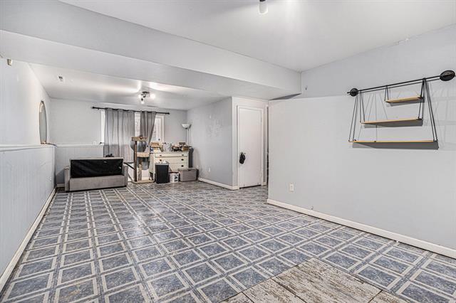 Builiding view nineteen for 897 Washington, Battle Creek, MI. 49037