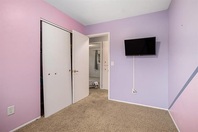 Builiding view twelve for 897 Washington, Battle Creek, MI. 49037