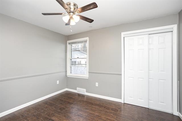 Builiding view five for 3206 Gibson, Midland, MI. 48640