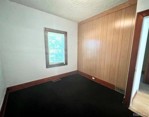 Builiding view eleven for 116 Shepard Street, Saginaw, MI. 48604