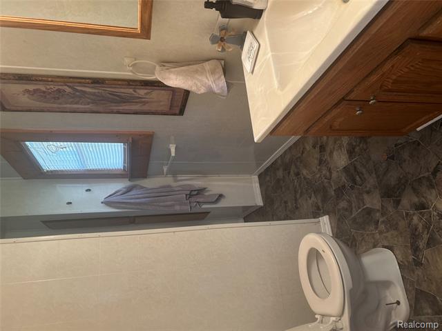 Builiding view fourteen for 116 Shepard Street, Saginaw, MI. 48604