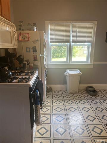 Builiding view nine for 116 Shepard Street, Saginaw, MI. 48604