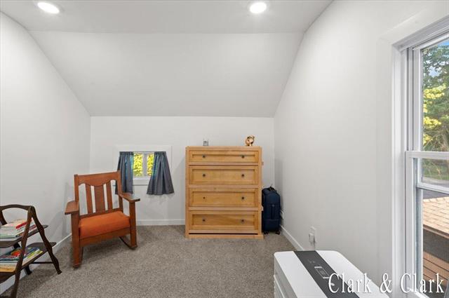 Builiding view sixteen for 536 Bond, Hastings, MI. 49058