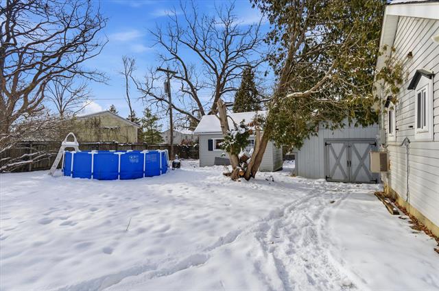 Builiding view forty two for 439 N Reese, South Lyon, MI. 48178