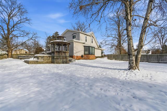 Builiding view forty for 439 N Reese, South Lyon, MI. 48178