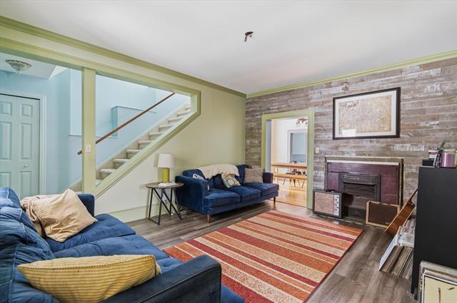 Builiding view six for 439 N Reese, South Lyon, MI. 48178