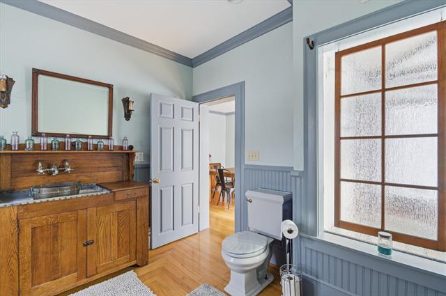 Builiding view twenty one for 439 N Reese, South Lyon, MI. 48178