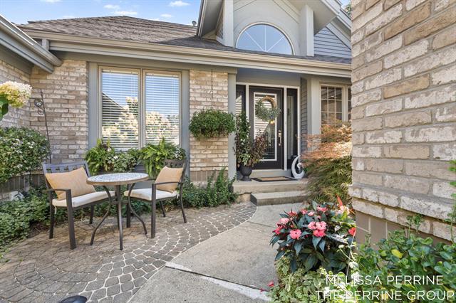 Builiding view five for 2462 Highridge, Grand Rapids, MI. 49546