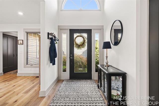 Builiding view nine for 2462 Highridge, Grand Rapids, MI. 49546