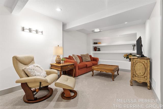 Builiding view thirty three for 2462 Highridge, Grand Rapids, MI. 49546