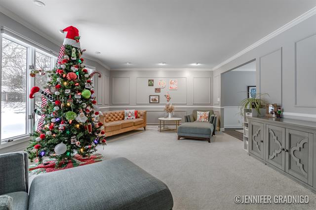 Builiding view five for 160 Sorrento, Holland, MI. 49423