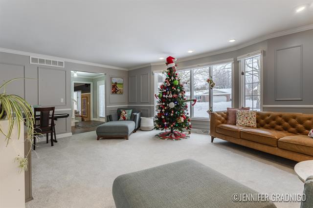 Builiding view seven for 160 Sorrento, Holland, MI. 49423