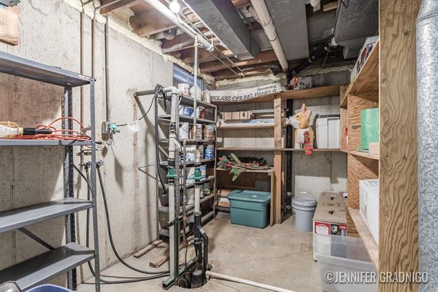 Builiding view thirty four for 160 Sorrento, Holland, MI. 49423