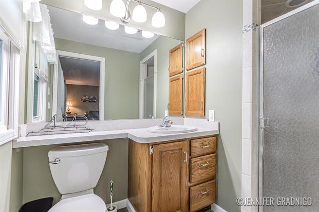 Builiding view twenty eight for 160 Sorrento, Holland, MI. 49423